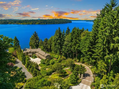 628252 Undisclosed, Mercer Island, WA, 98040 | Card Image