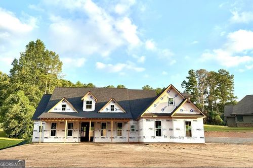 105 W Lake Blvd, Carrollton, GA, 30116-5913 | Card Image
