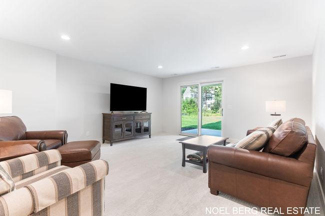 48-web-or-mls-18153-newgate-ln | Image 35