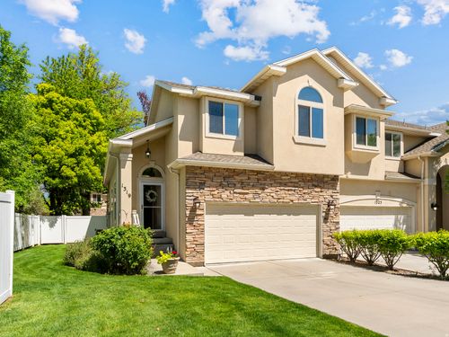 1319 E Old Maple Ct, Murray, UT, 84117-7303 | Card Image