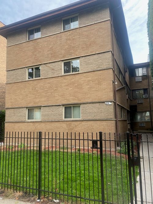 1w-8141 S Ingleside Ave, Chicago, IL, 60619-5229 | Card Image