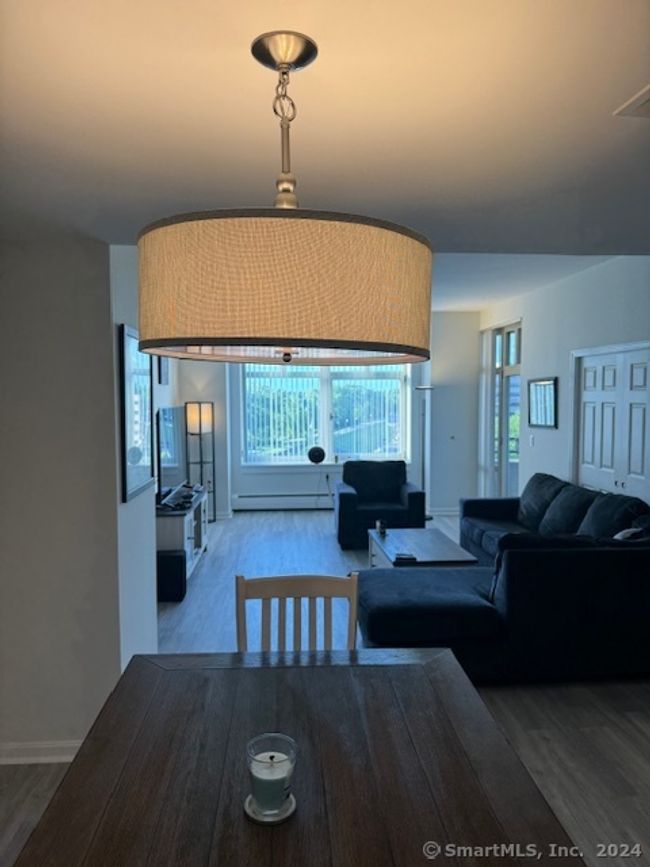 APT-503 - 235 E River Dr, Condo with 3 bedrooms, 2 bathrooms and 2 parking in East Hartford CT | Image 4