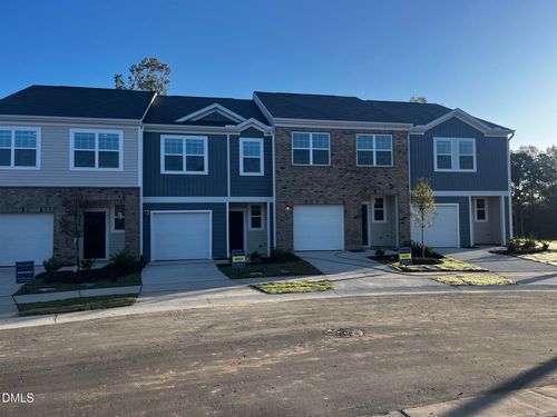 3025 Fulong Dr, Durham, NC, 27704-4821 | Card Image