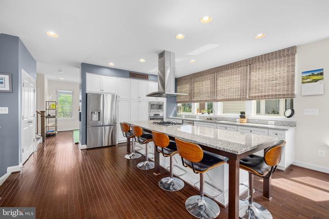 42294 Peregrine Ter, Townhouse with 4 bedrooms, 4 bathrooms and null parking in BRAMBLETON VA | Image 9
