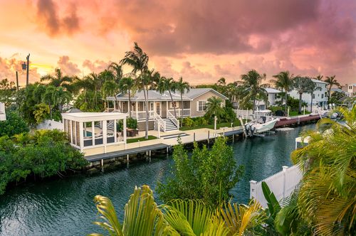 6 Calle Dos, Key West, FL, 33040-5464 | Card Image