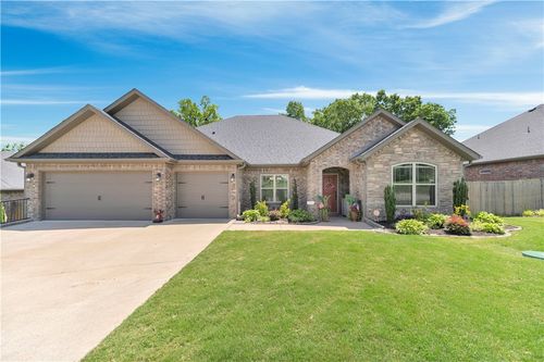 805 Ravine St, Cave Springs, AR, 72718-7001 | Card Image