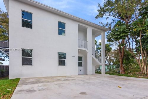 a-1935 Nw 71st St, Miami, FL, 33147-6336 | Card Image