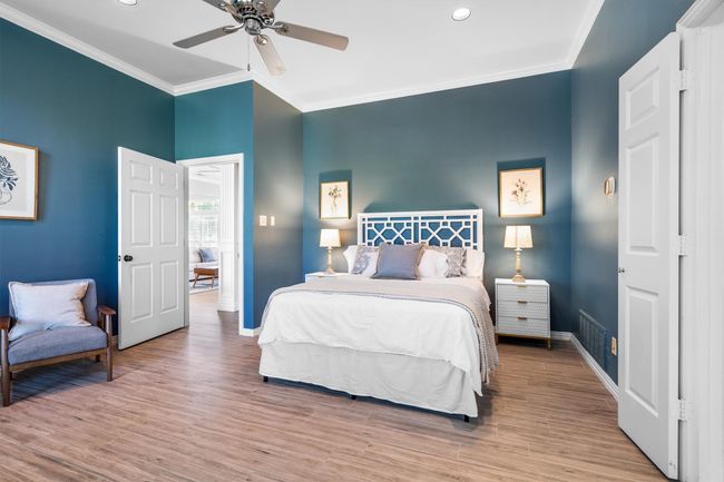 First floor primary bedroom | Image 15
