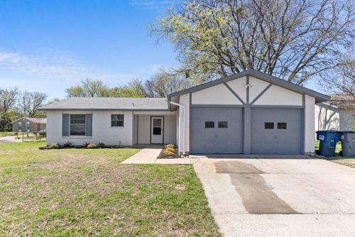 1539 Willowbrook St, Lancaster, TX, 75134-2916 | Card Image