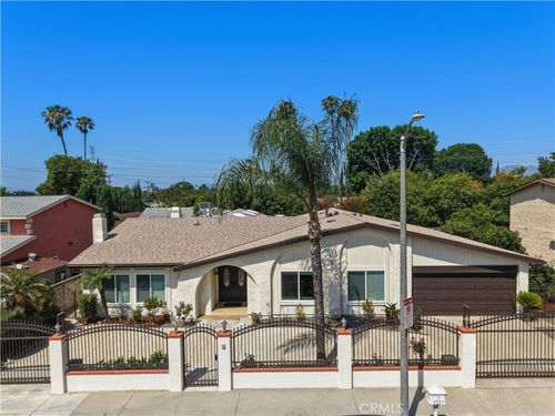 9521 Yolanda Ave, Northridge, CA, 91324-2256 | Card Image