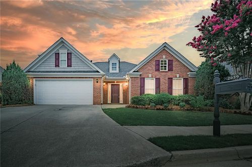 2059 Wicker Wood Way, Snellville, GA, 30078-6192 | Card Image