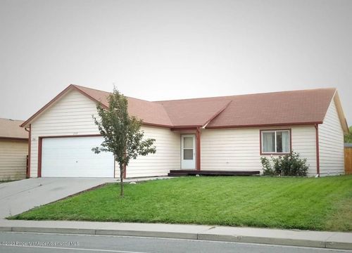 2519 Acacia Ave, Rifle, CO, 81650-3826 | Card Image
