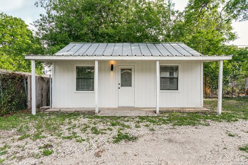 3-1121 Essex St, San Antonio, TX, 78210 | Card Image