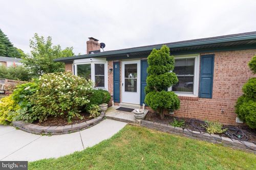 1 Manchester Ct, BRUNSWICK, MD, 21716-1455 | Card Image