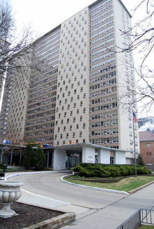 509b-3950 Lake Shore Dr, Chicago, IL, 60613-3403 | Card Image