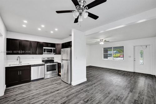 1516 Nw 6th Ave, Fort Lauderdale, FL, 33311-5556 | Card Image