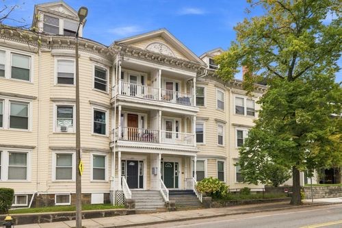 472 Warren St, Boston, MA, 02121-1354 | Card Image