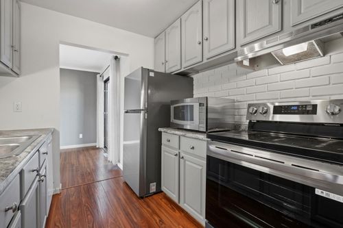 6548 N Bourbon St, Milwaukee, WI, 53224-5506 | Card Image
