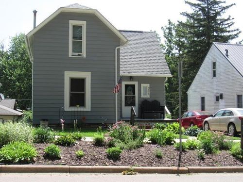 311 N Huber Street, Anamosa, IA, 52205 | Card Image