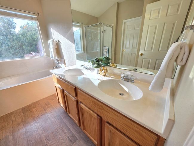 Master bathroom | Image 25