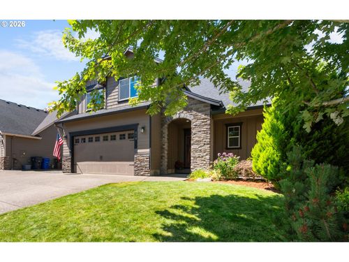 218 Finneys Ave, Molalla, OR, 97038-9799 | Card Image