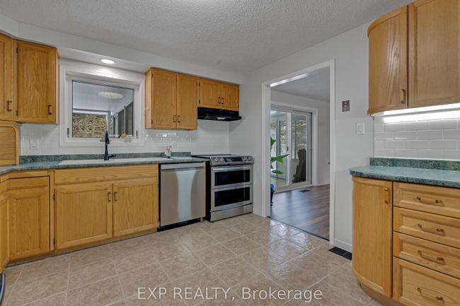 1719 E Lake Rd, House other with 4 bedrooms, 2 bathrooms and 6 parking in North Kawartha ON | Image 15