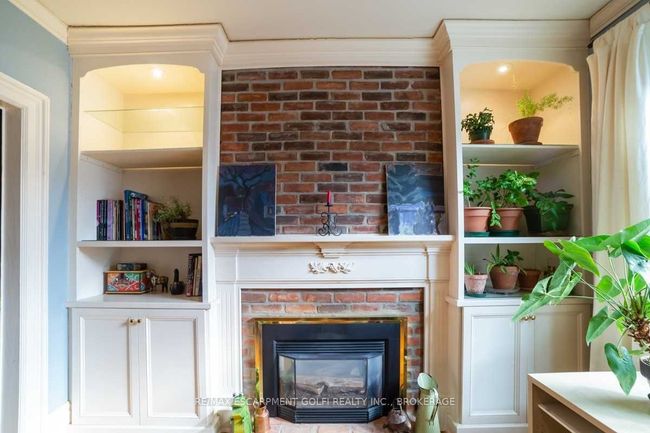 222 Hess St S, House other with 4 bedrooms, 2 bathrooms and 3 parking in Hamilton ON | Image 7