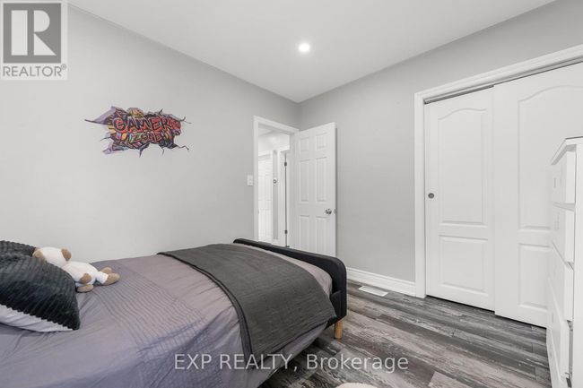 4382 Central Avenue, House other with 5 bedrooms, 2 bathrooms and 5 parking in Lincoln (Beamsville) ON | Image 18
