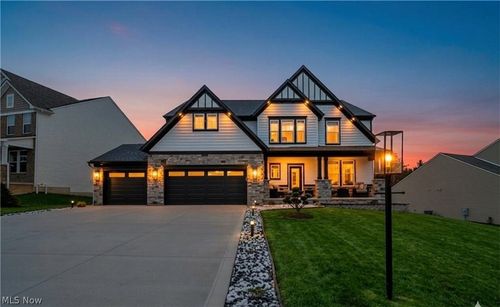 2818 Weeping Pine Dr, Medina, OH, 44256-9340 | Card Image