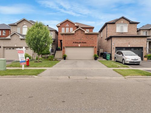 26 Shady Glen Cres, Bolton, ON, L7E2K4 | Card Image