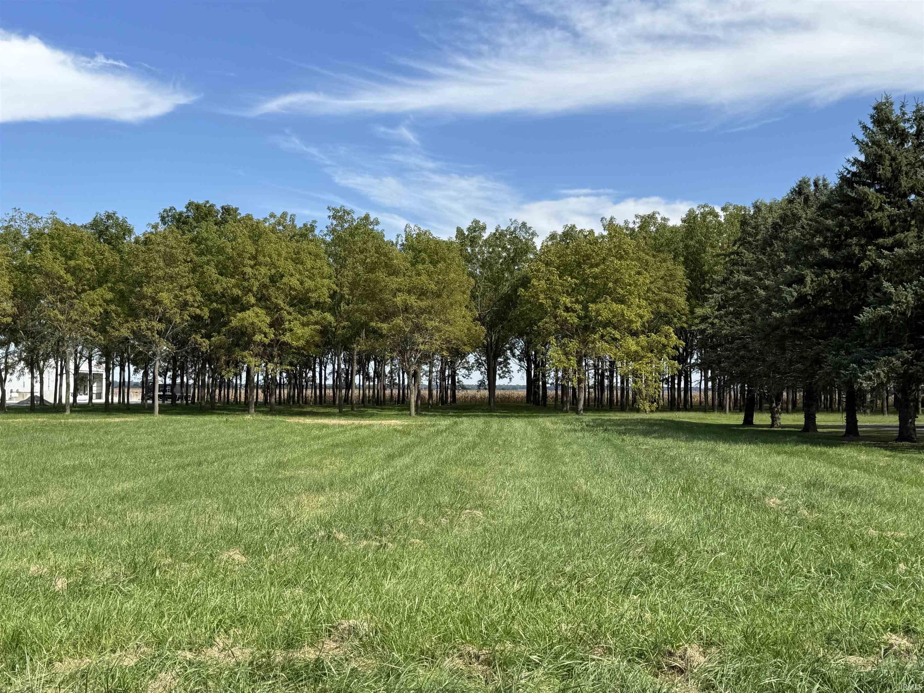 550 S 1450 W, Francesville, IN 47946