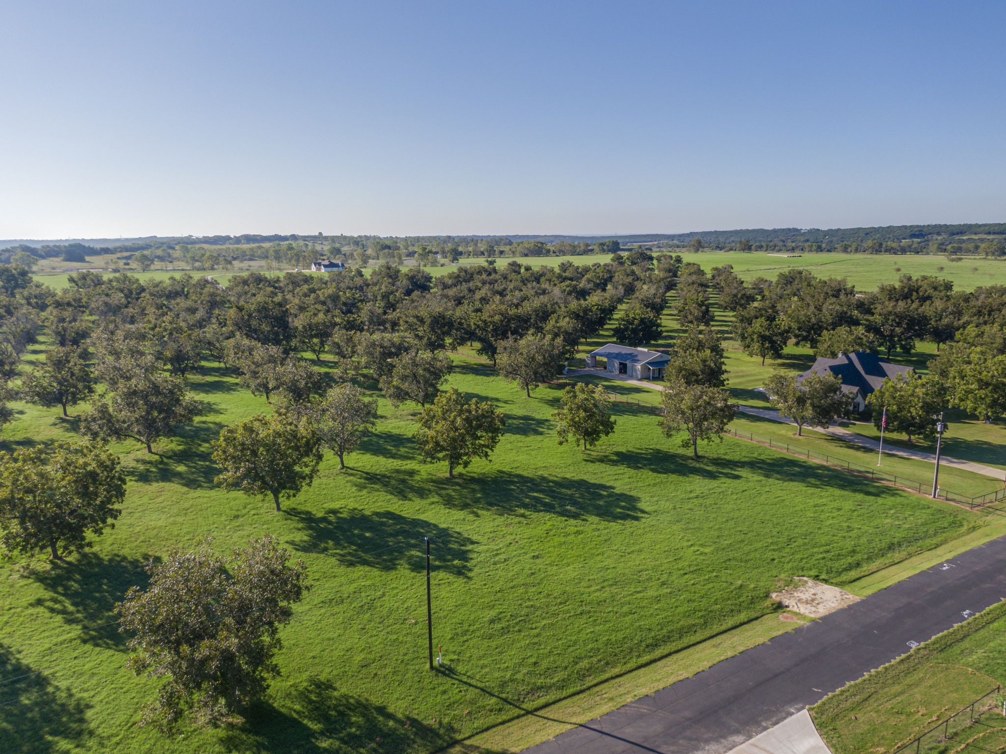 Land in Cleburne