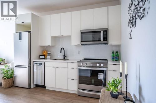 209-514 Victoria St, Nelson, BC, V1L4K8 | Card Image