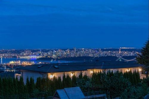 1002 Eyremount Dr, West Vancouver, BC, V7S2B3 | Card Image