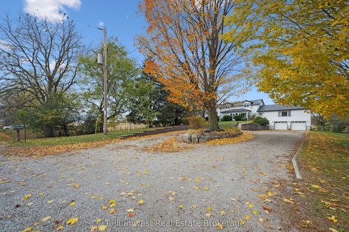 379 Little Lake Rd, Norwich, ON, N0J1P0 | Card Image