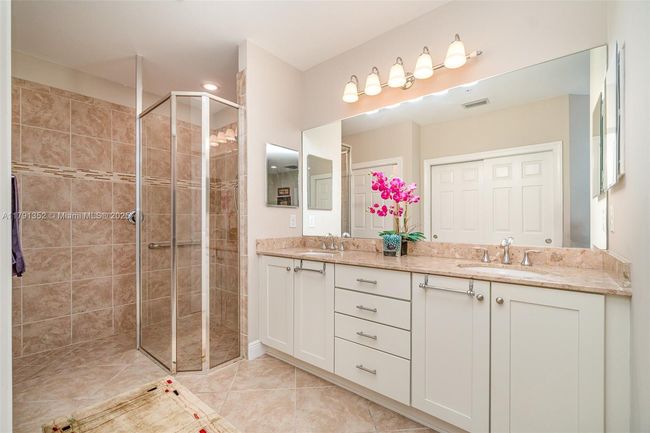 B - 10659 Pelican Preserve Blvd, Condo with 3 bedrooms, 2 bathrooms and null parking in FORT MYERS FL | Image 19