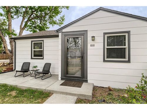 6910 Reno Dr, Arvada, CO, 80002-3141 | Card Image
