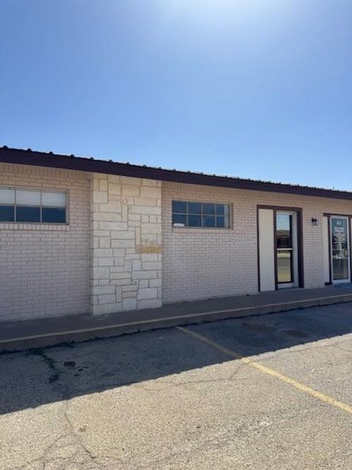612 N Main St, Fort Stockton, TX, 79735-5600 | Card Image
