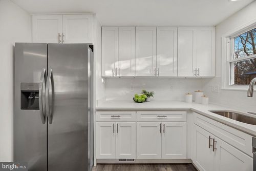 9317 Edway Cir, RANDALLSTOWN, MD, 21133-2818 | Card Image