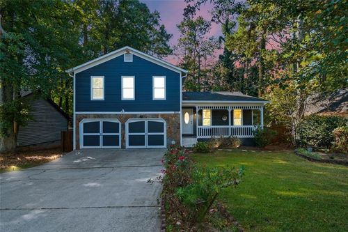 1017 Memory Ln, Lawrenceville, GA, 30044-2616 | Card Image