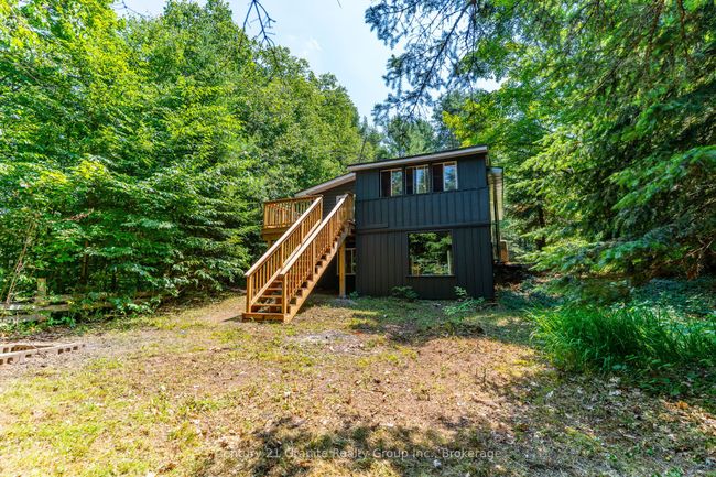 10979 Highway 118, House other with 3 bedrooms, 1 bathrooms and 8 parking in Algonquin Highlands ON | Image 24