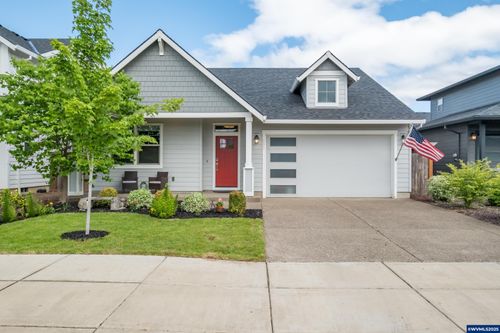 1531 Se Barberry Av, Dallas, OR, 97338 | Card Image