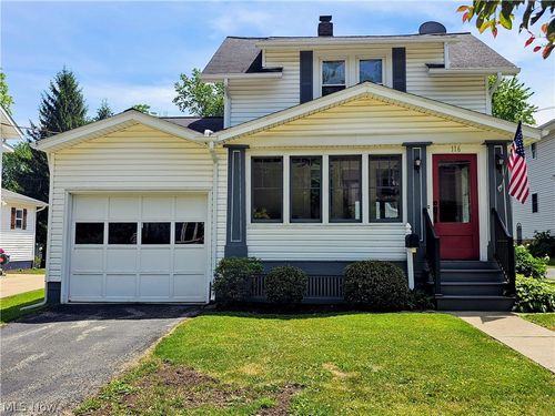 116 Moffet Ave, Chardon, OH, 44024-1319 | Card Image