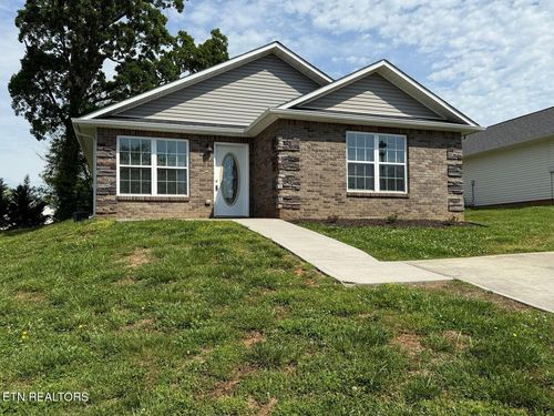 1909 Heather Lea Dr, Sevierville, TN, 37876-0673 | Card Image