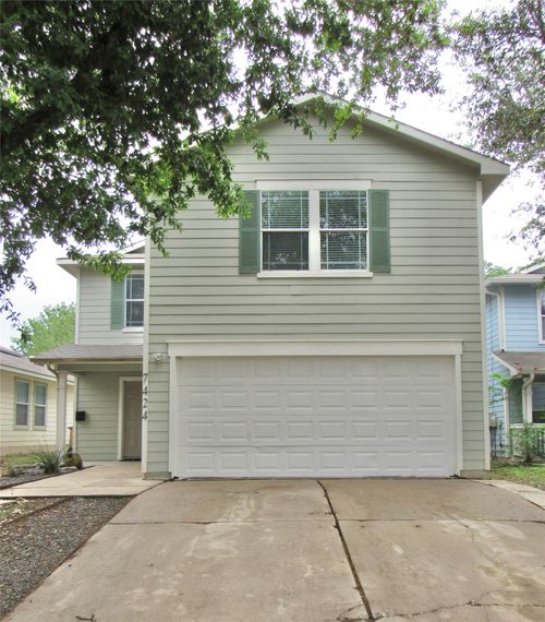 7424 Aspen Brook Dr, Austin, TX, 78744-1758 | Card Image