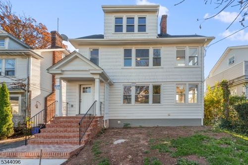 72 Pomona Ave, Newark, NJ, 07112-2215 | Card Image