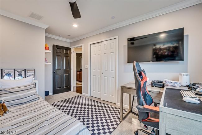 21 Dahlia Ct, House other with 4 bedrooms, 4 bathrooms and null parking in Piscataway NJ | Image 37