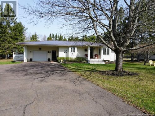 39 Renaud Rd, Saint Antoine, NB, E4V1M9 | Card Image