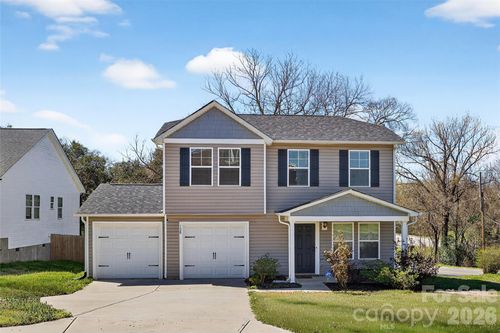 128 Pleasant Hill St, Lancaster, SC, 29720-2528 | Card Image