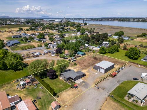 198506 E 7th Ave, Kennewick, WA, 99337 | Card Image